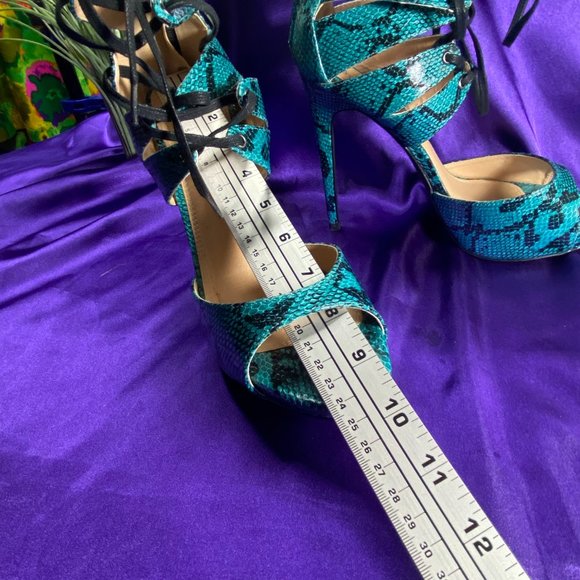 ๐Shoe Dazzle Chatelle Snake Print Stiletto Sandal - Picture 8 of 14